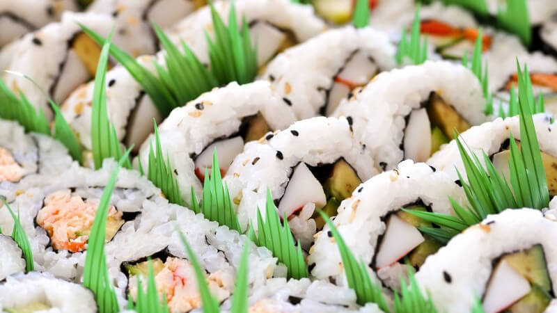 Nahaufnahme Sushi auf Teller